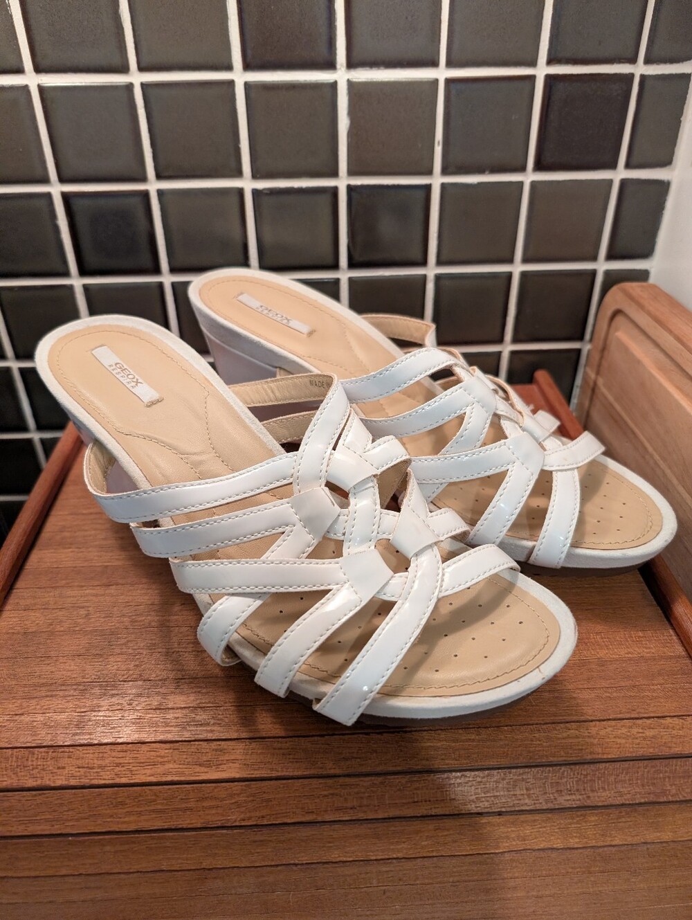 Geox Respira Strappy White Wedge Slides,40